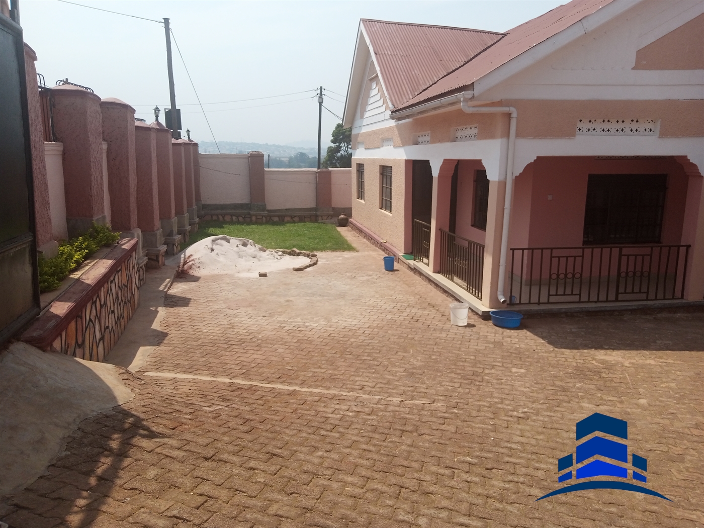 Semi Detached for rent in Naguru Kampala