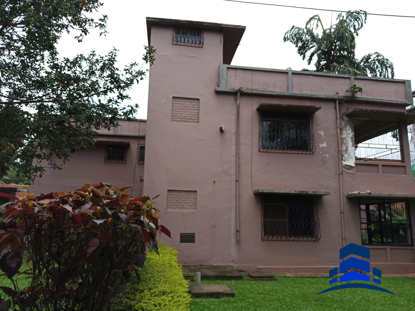 Duplex for rent in Kololo Kampala