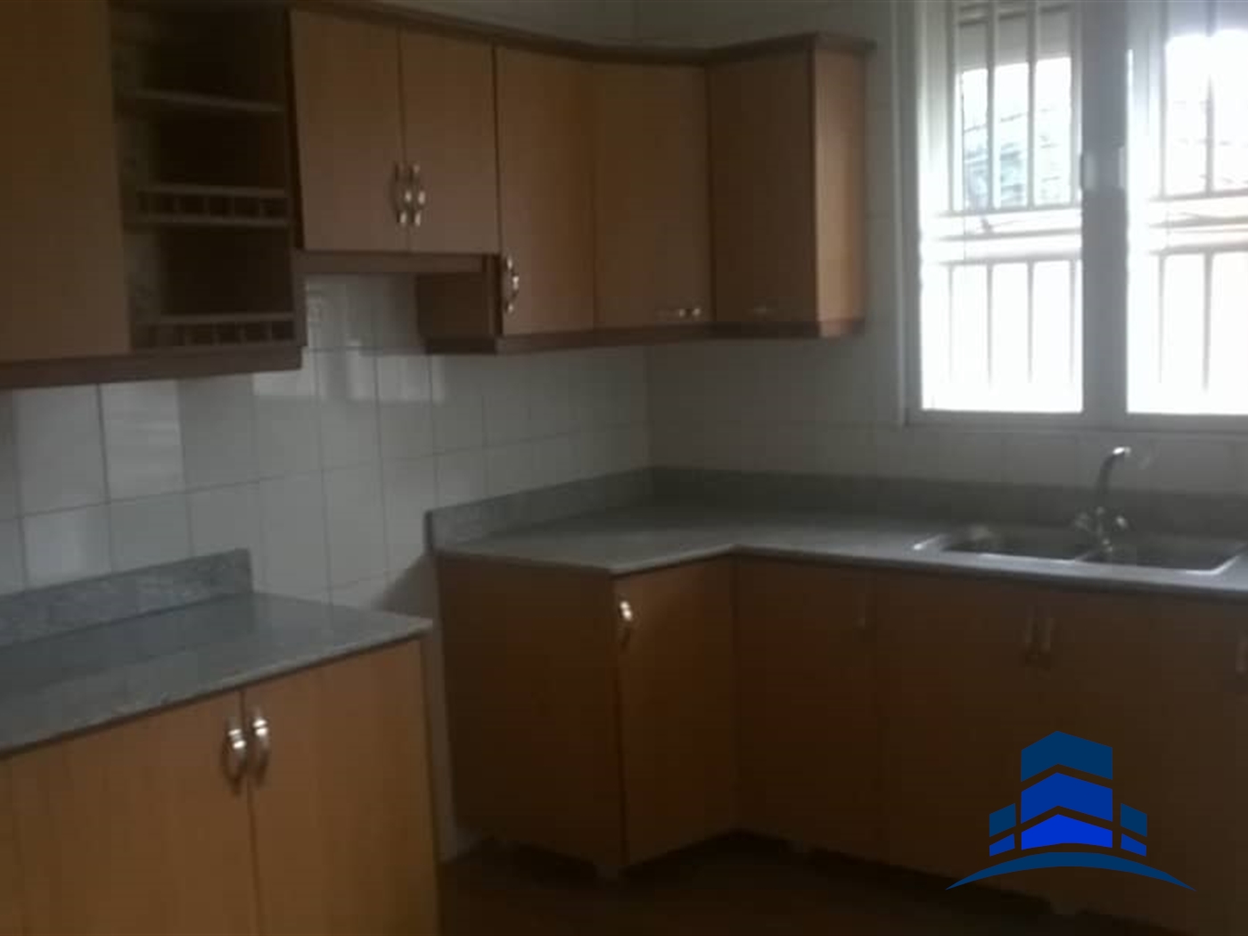 Duplex for rent in Munyonyo Kampala