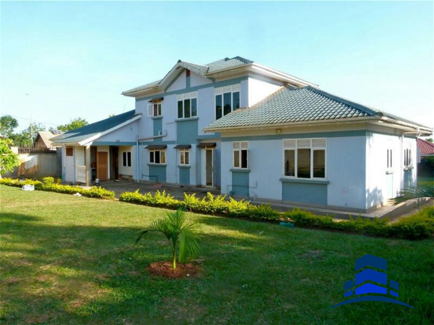 Mansion for sale in Katabi Wakiso