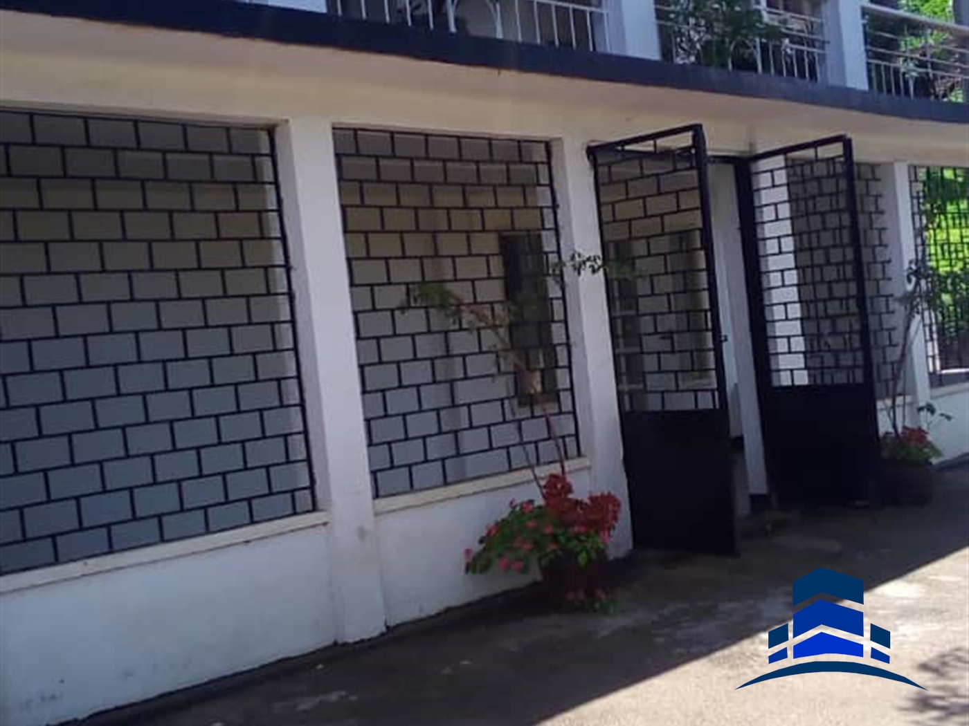 Duplex for rent in Kololo Kampala