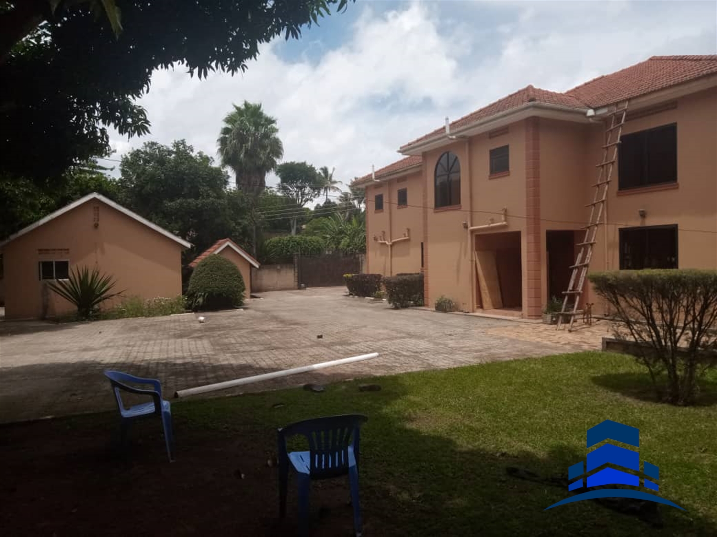 Mansion for rent in Munyonyo Kampala