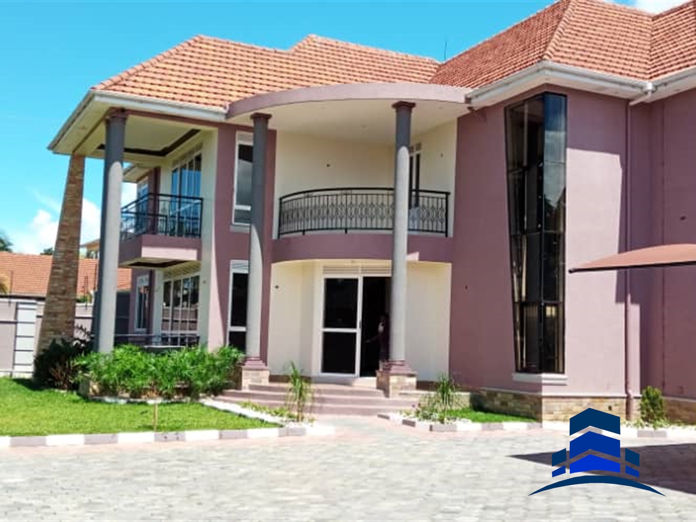 Mansion for sale in Munyonyo Kampala