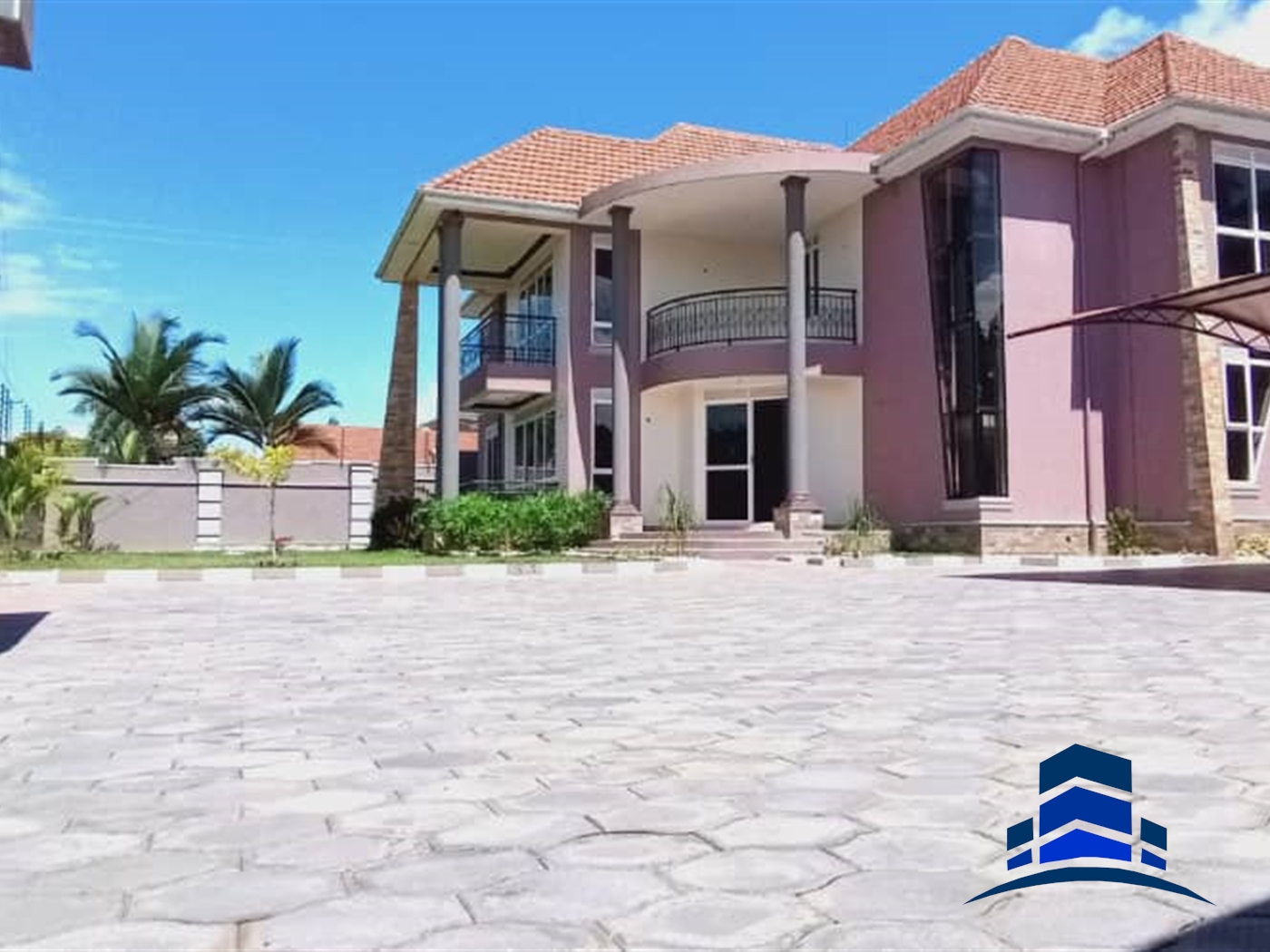 Mansion for sale in Munyonyo Kampala