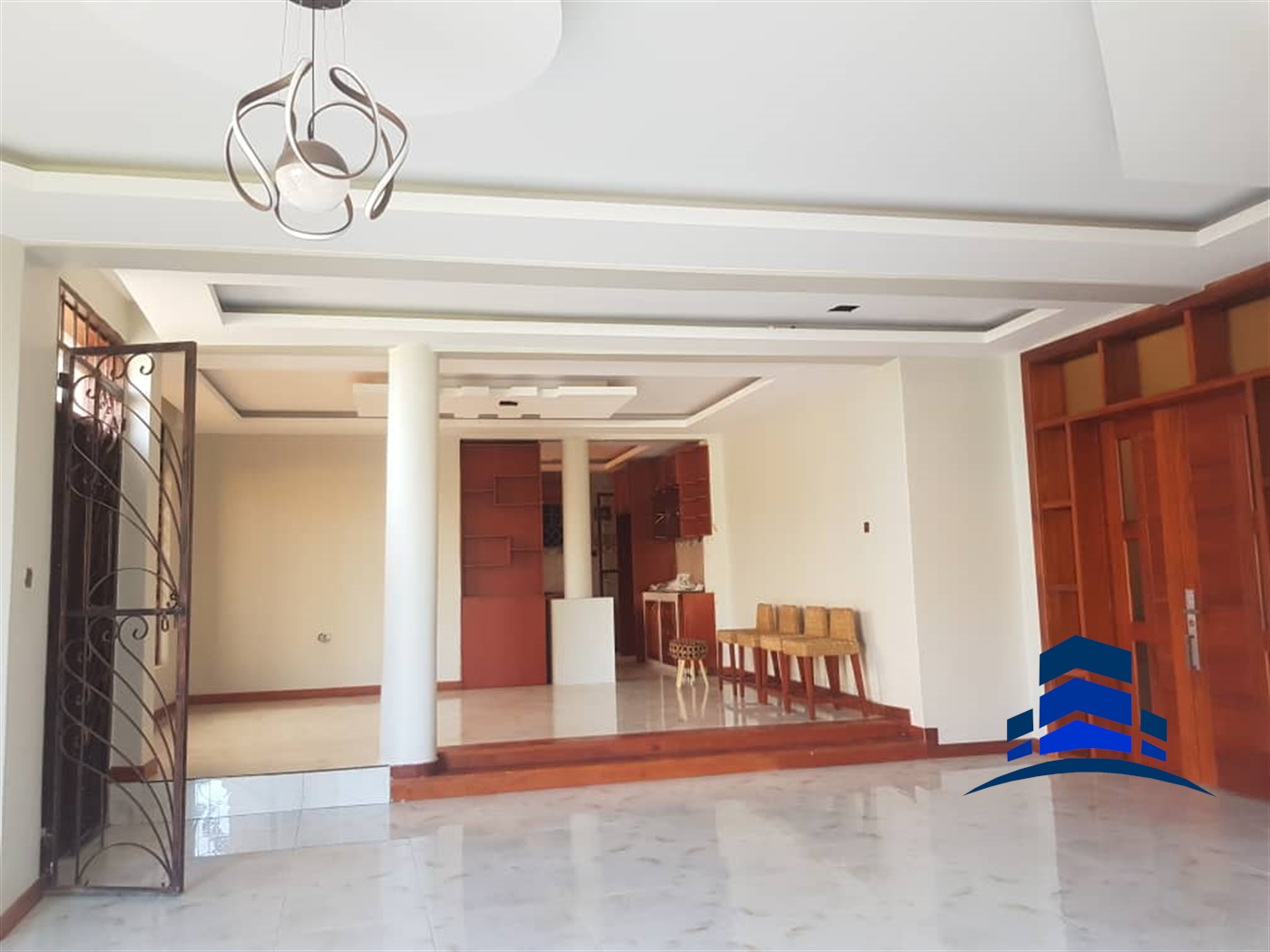 Mansion for sale in Munyonyo Kampala