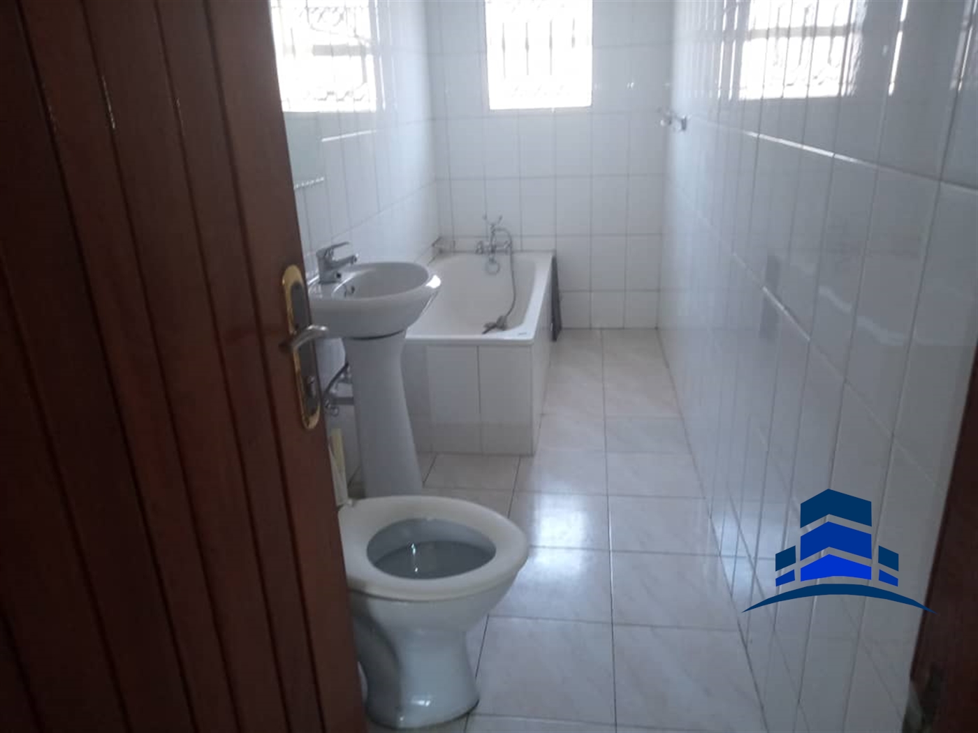 Bungalow for rent in Munyonyo Kampala