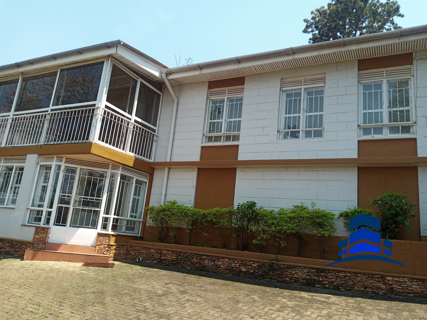 Storeyed house for rent in Mbuya Kampala