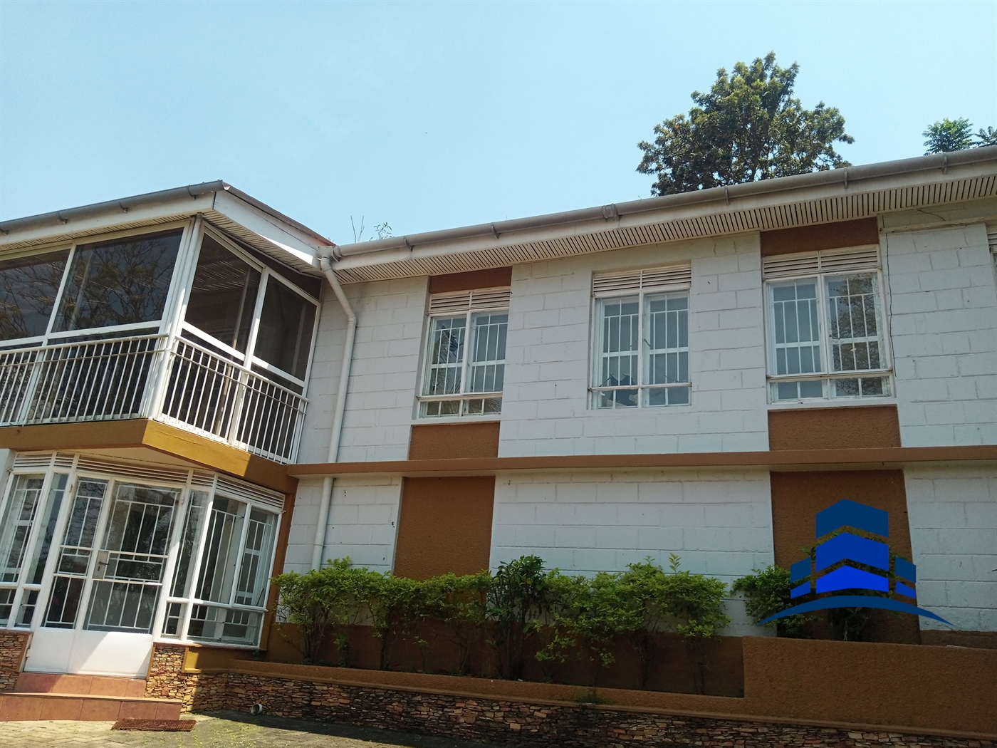 Storeyed house for rent in Mbuya Kampala