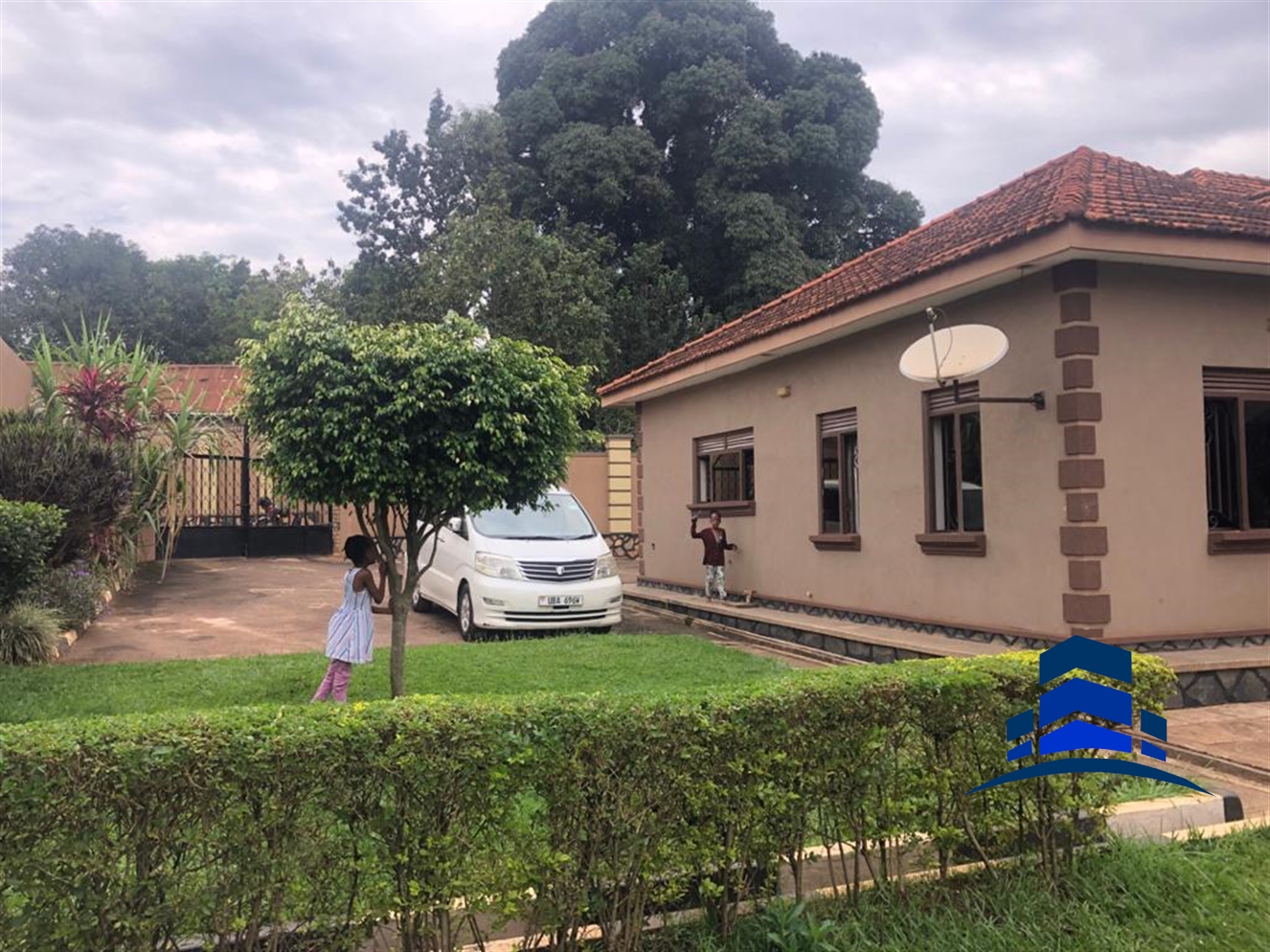 Bungalow for sale in Bukoto Kampala