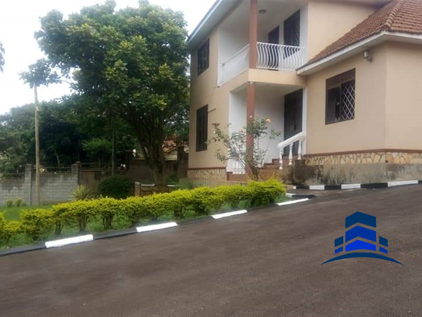 Storeyed house for rent in Naguru Kampala