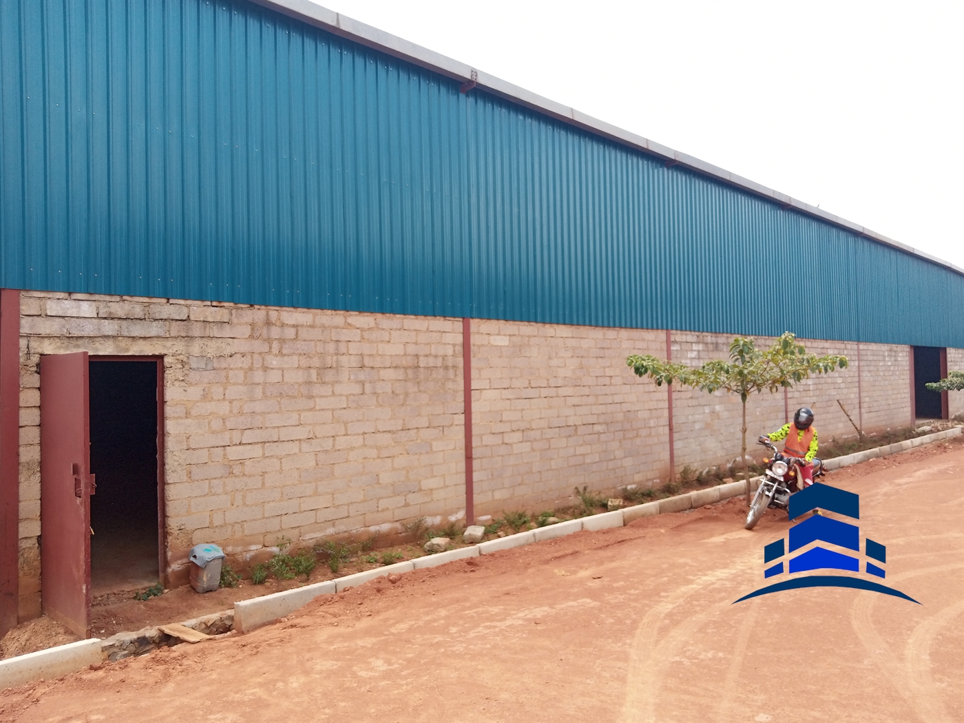 Warehouse for rent in Mukono Mukono