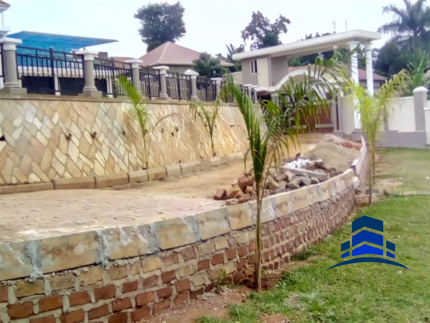 Storeyed house for sale in Mukono Mukono