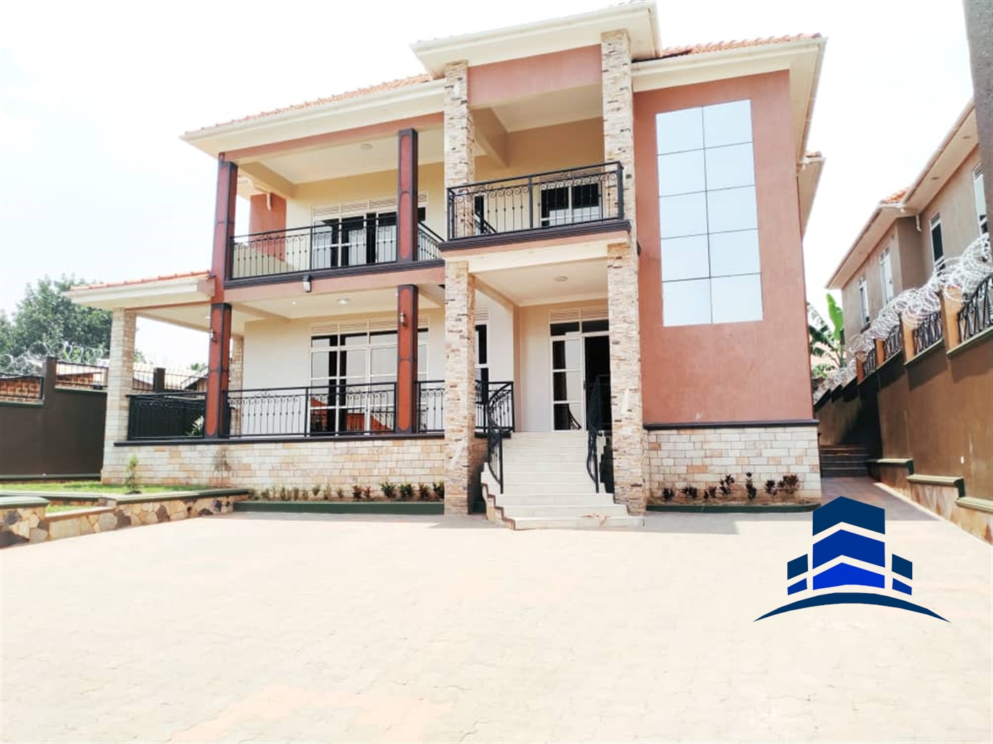 Storeyed house for sale in Kyanja Wakiso