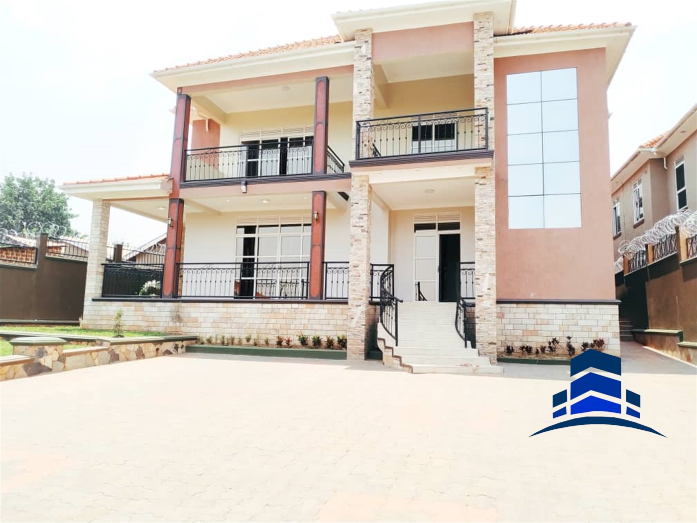 Storeyed house for sale in Kyanja Wakiso