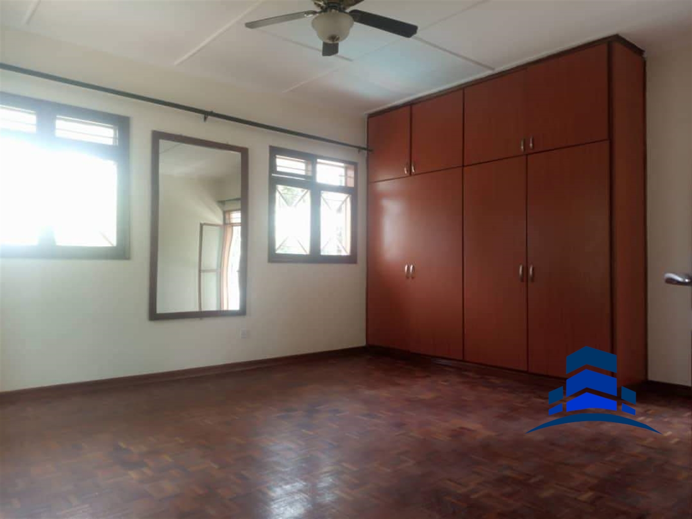 Storeyed house for rent in Bugoloobi Kampala