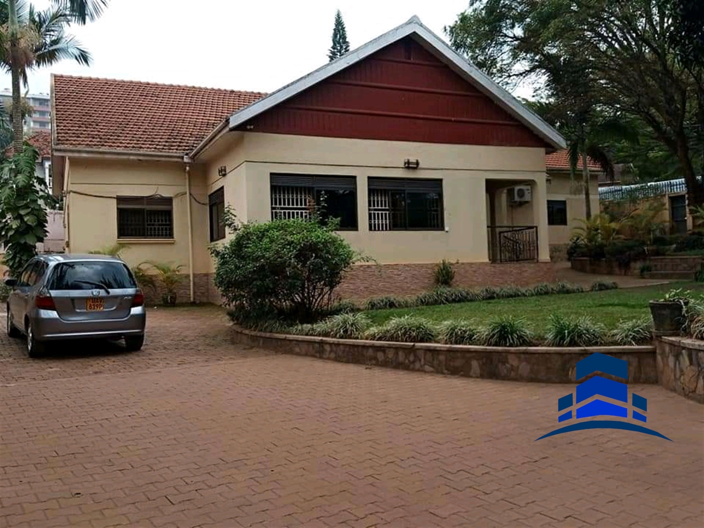 Bungalow for sale in Naguru Kampala