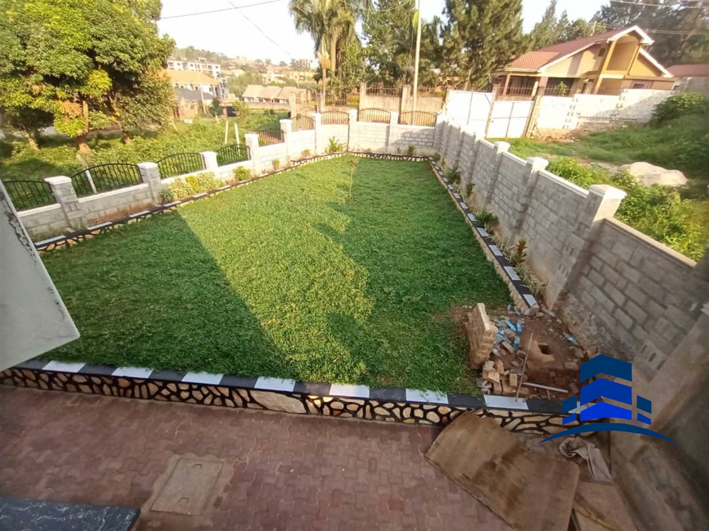 Duplex for sale in Kyanja Wakiso