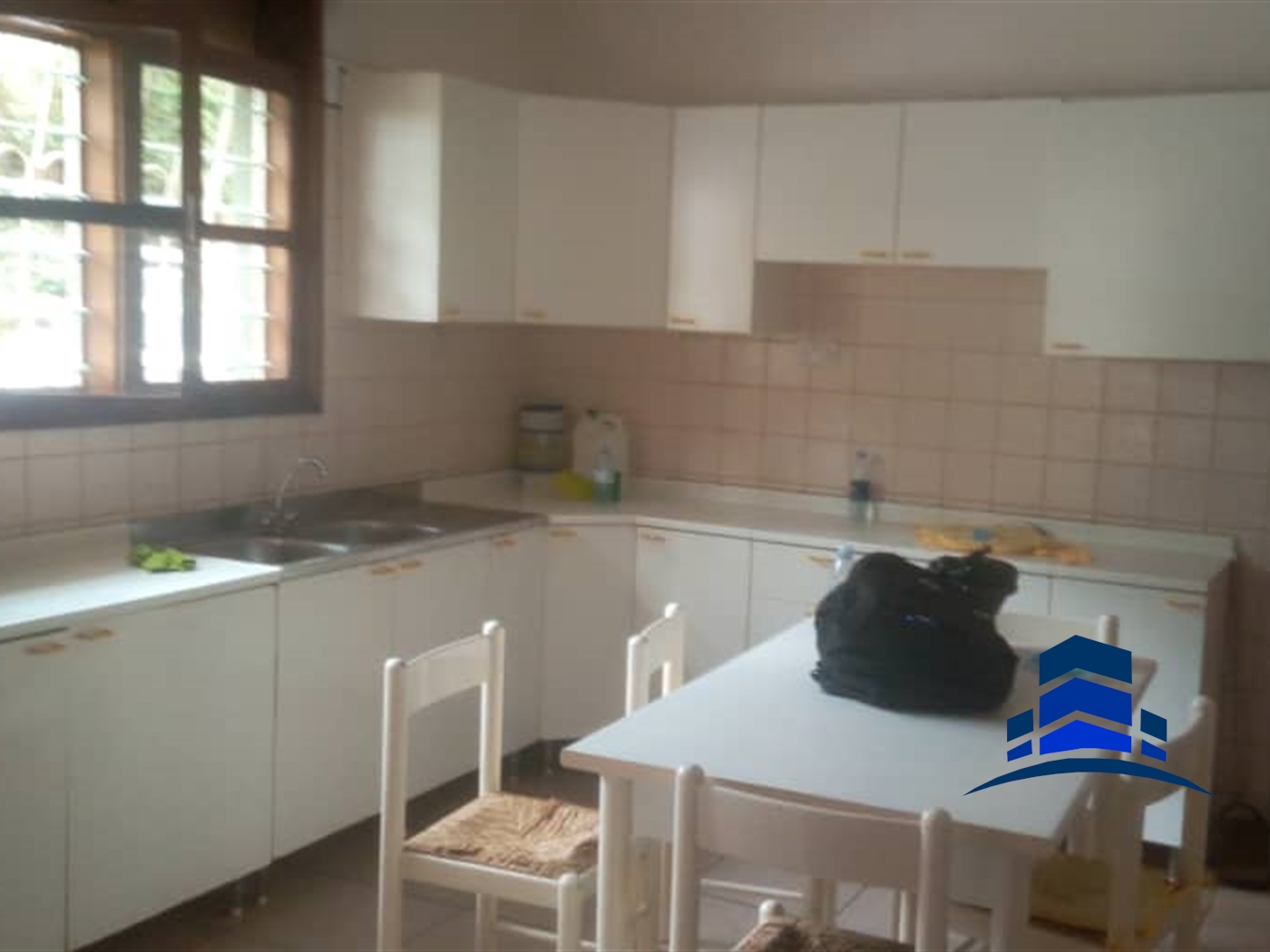 Bungalow for rent in Muyenga Kampala