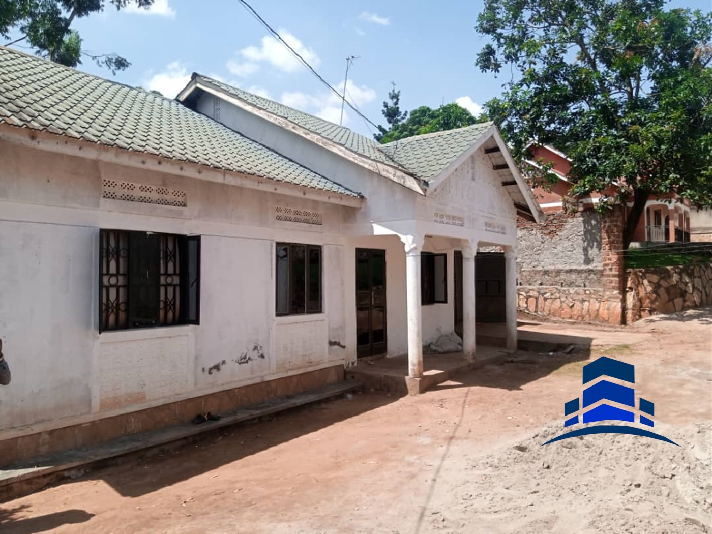 Bungalow for sale in Kyaliwajjala Wakiso