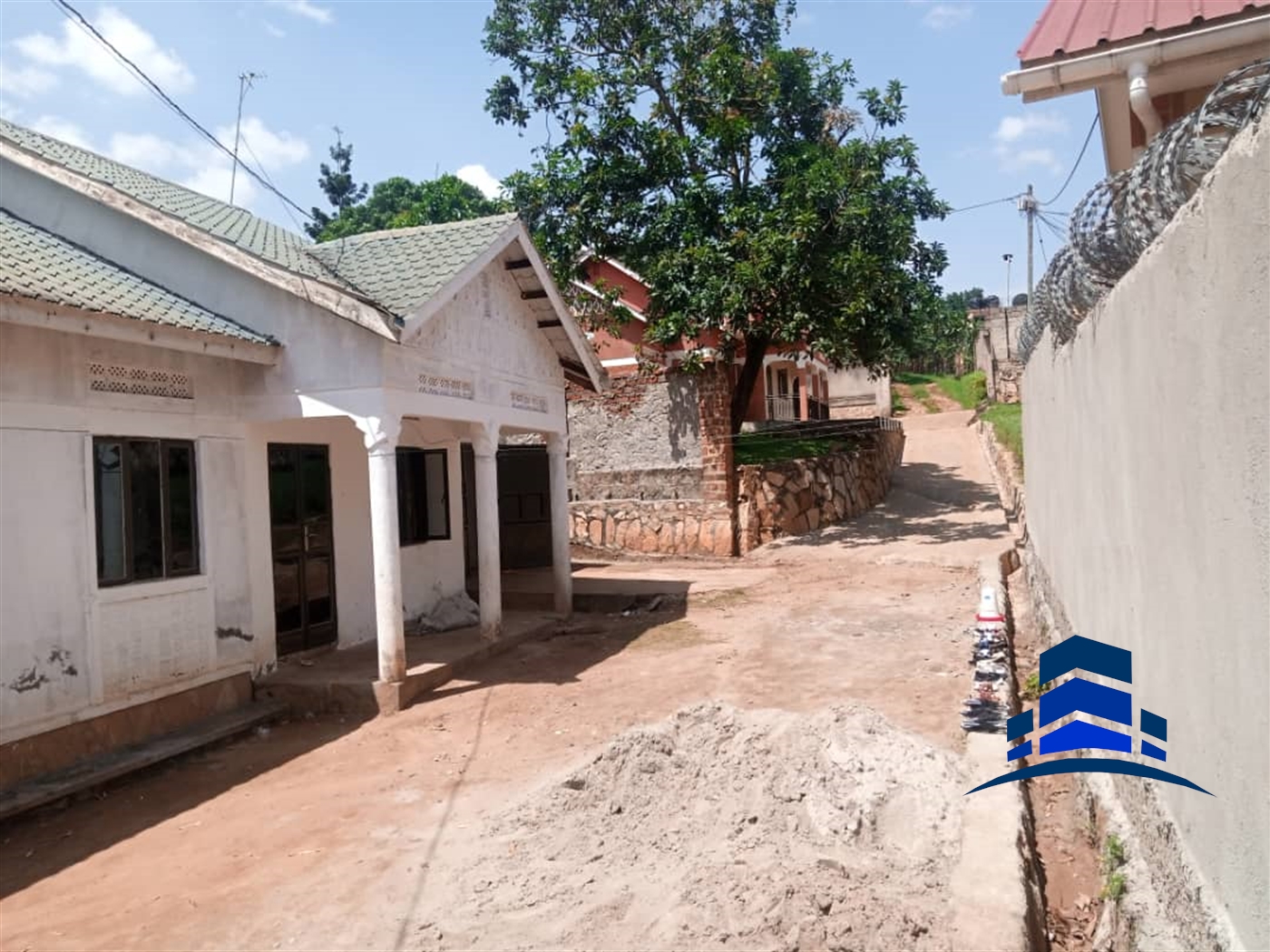 Bungalow for sale in Kyaliwajjala Wakiso