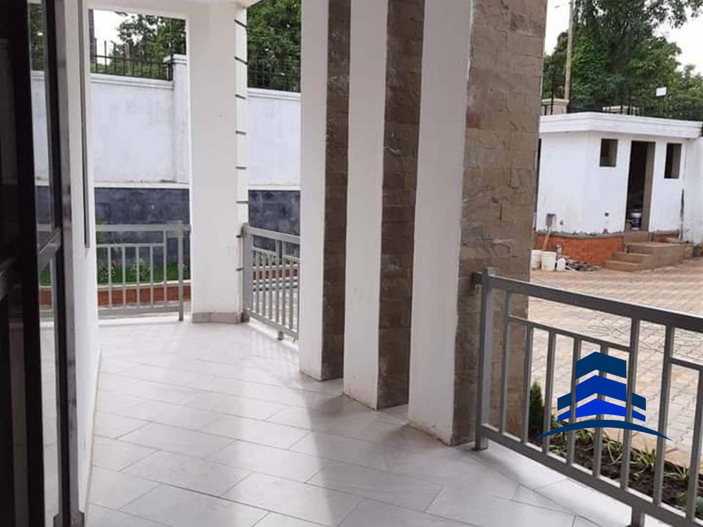 Apartment for sale in Kiwaatule Kampala