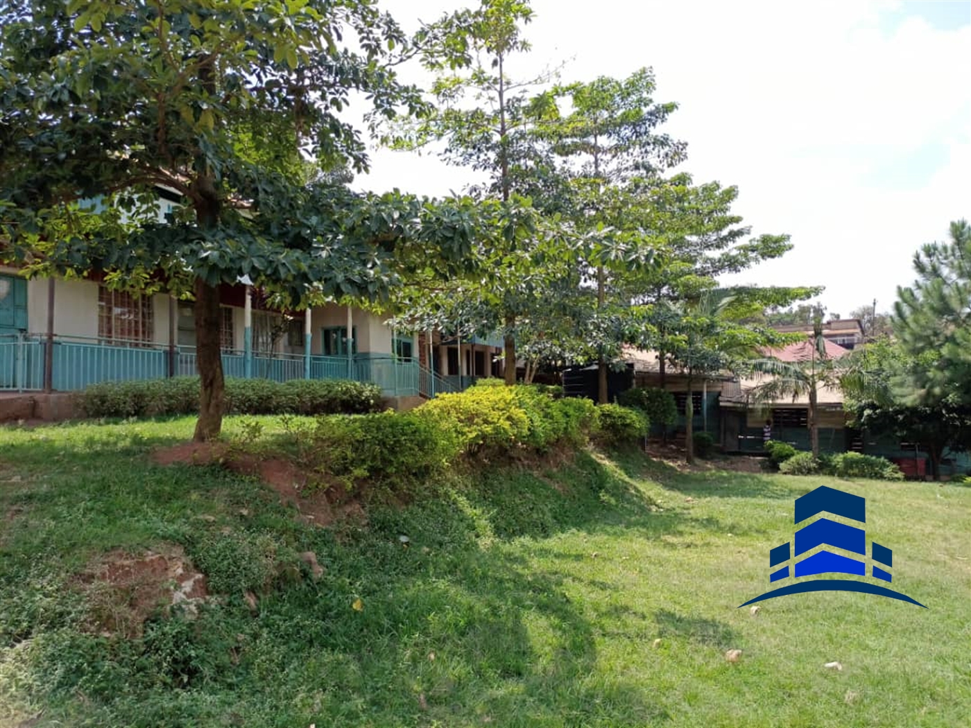School for sale in Kanyanya Kampala