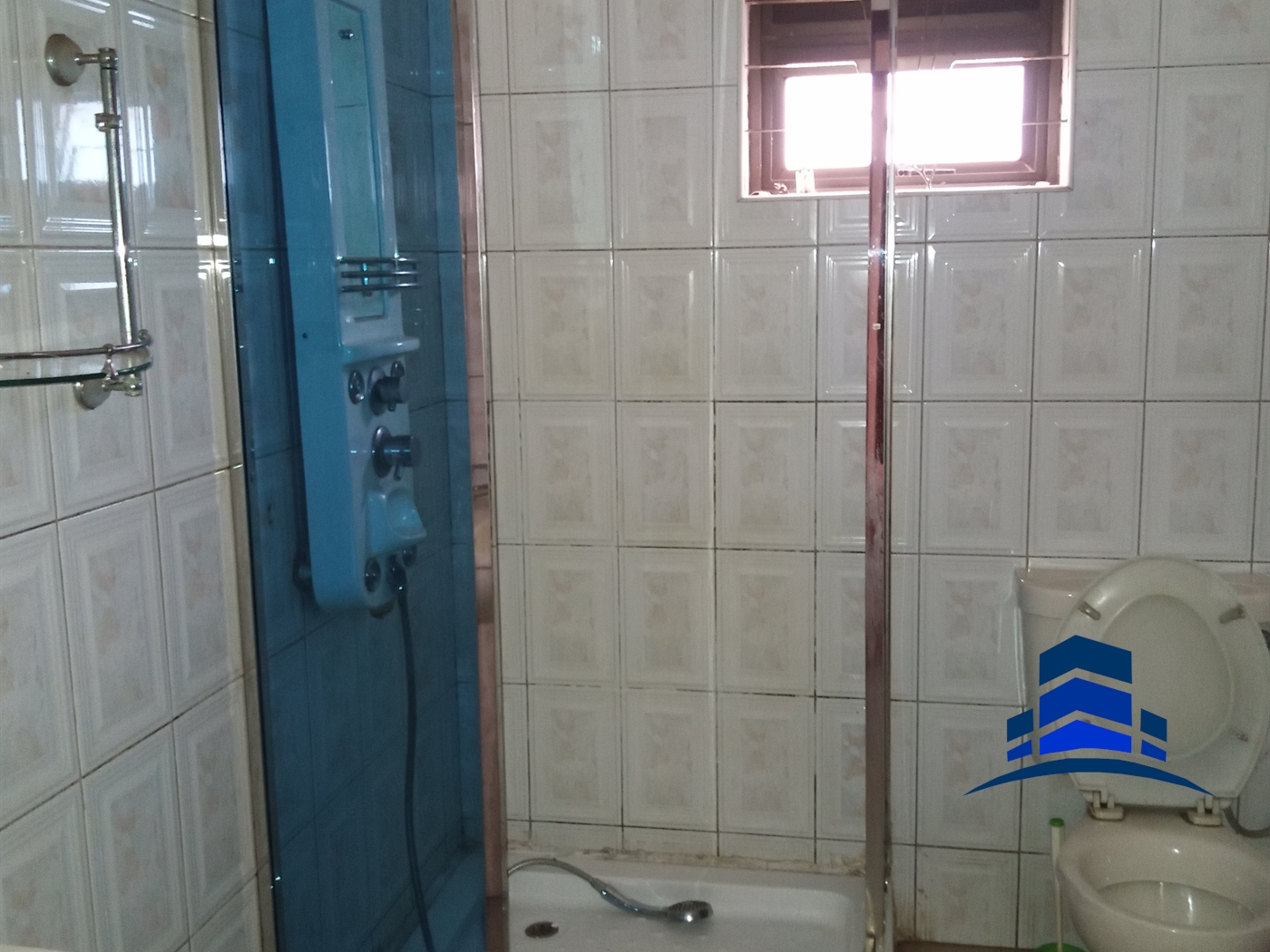 Bungalow for rent in Bukoto Kampala