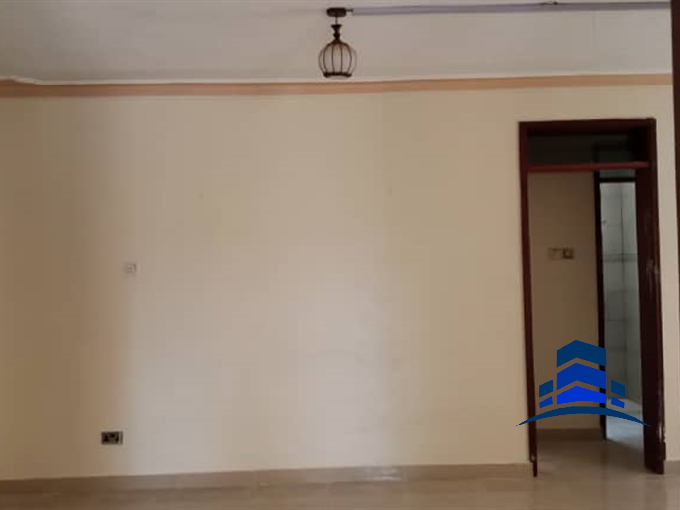 Villa for rent in Bugoloobi Kampala