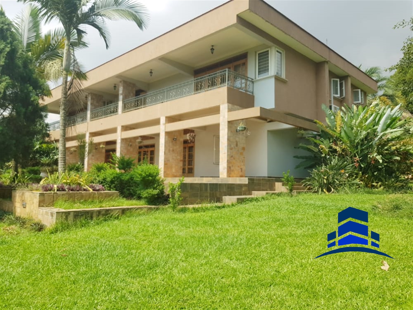 Mansion for sale in Bbunga Kampala