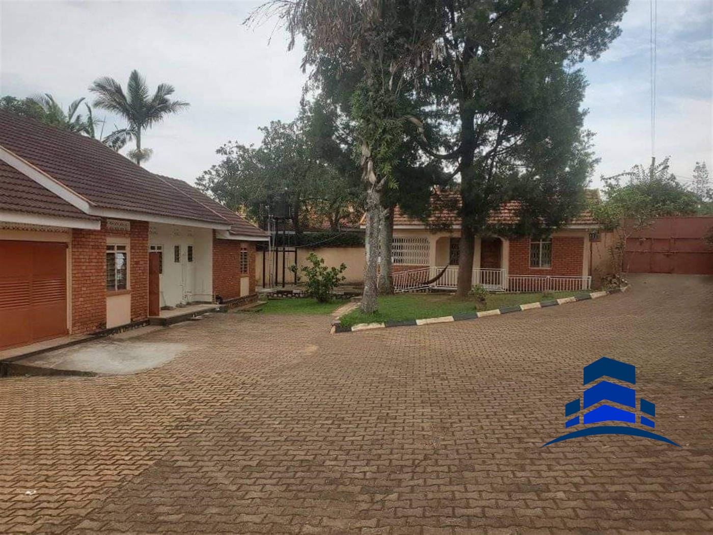 Bungalow for rent in Muyenga Kampala