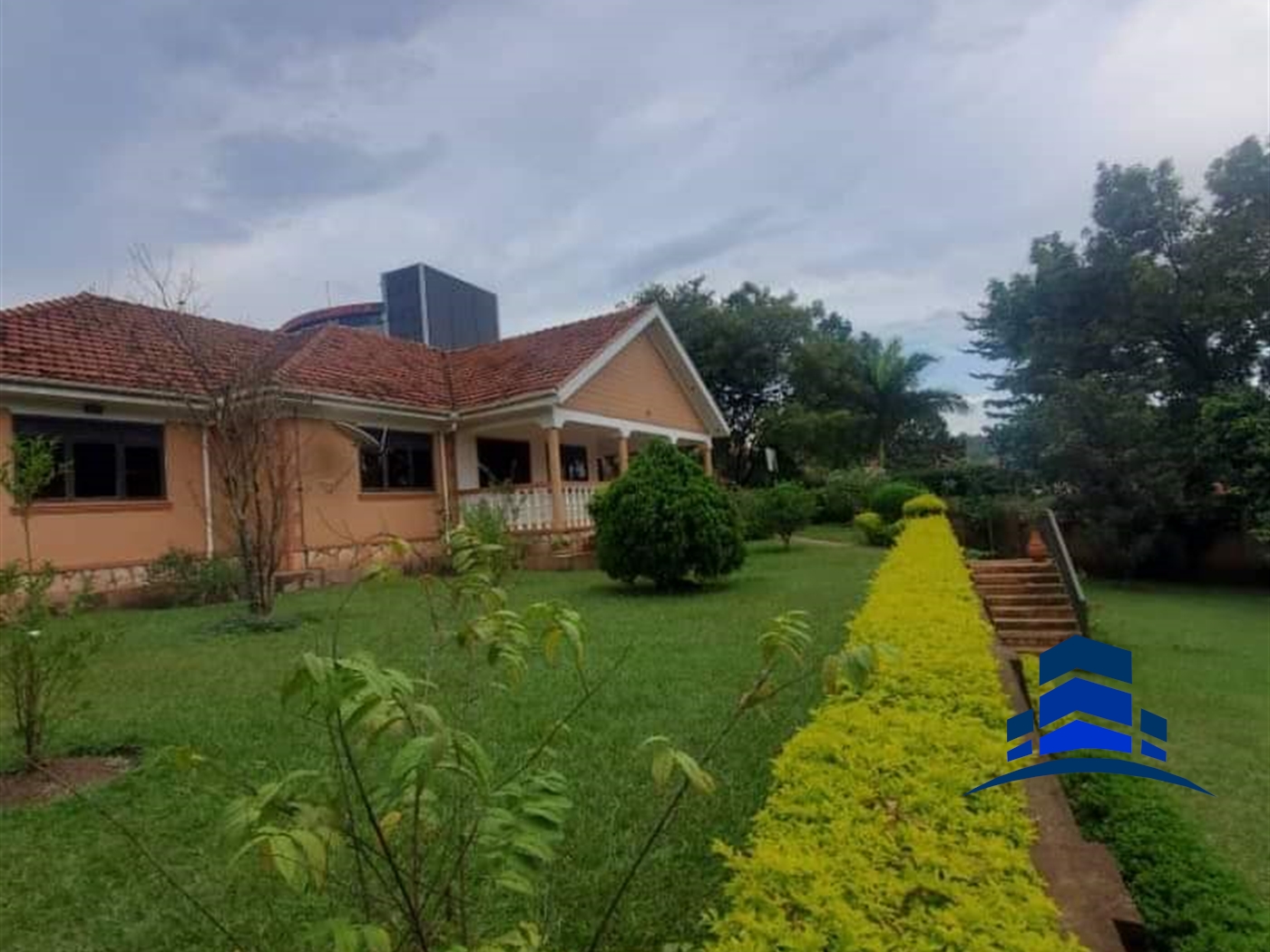 Bungalow for rent in Naguru Kampala