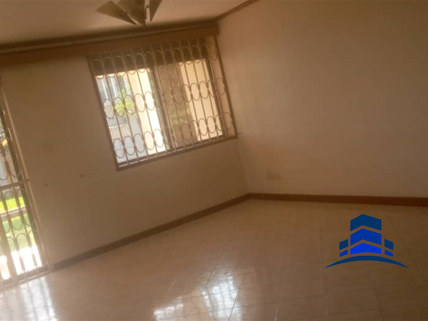 Villa for rent in Muyenga Kampala