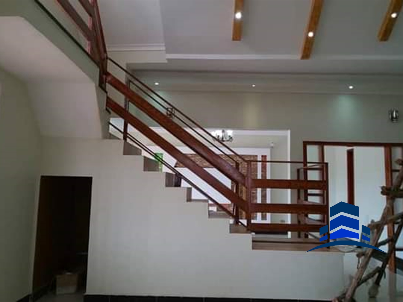 Mansion for sale in Bwebajja Wakiso