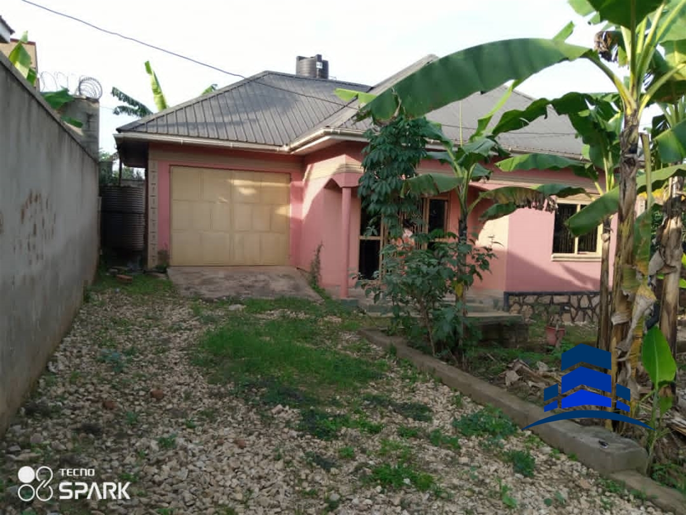 Bungalow for sale in Kiryowa Buyikwe