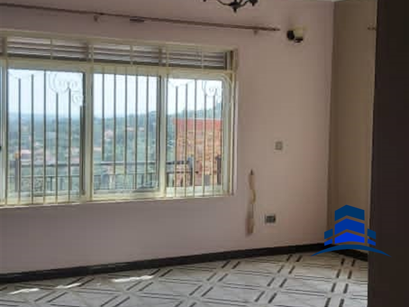 Mansion for sale in Bwebajja Wakiso