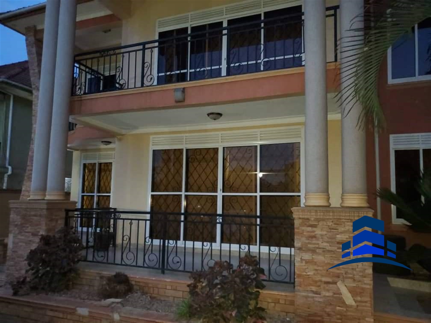 Villa for sale in Naalya Wakiso