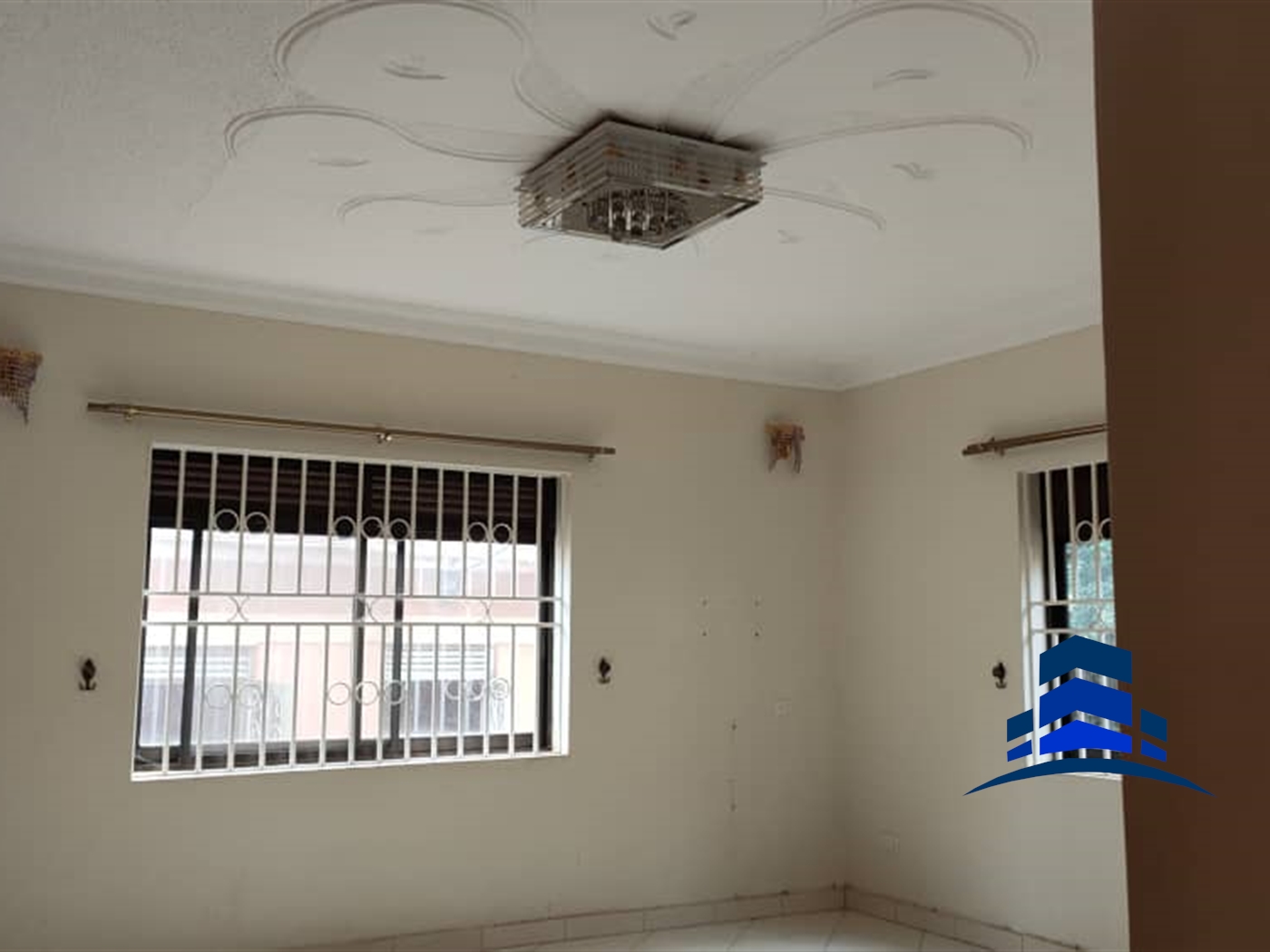 Storeyed house for sale in Munyonyo Kampala