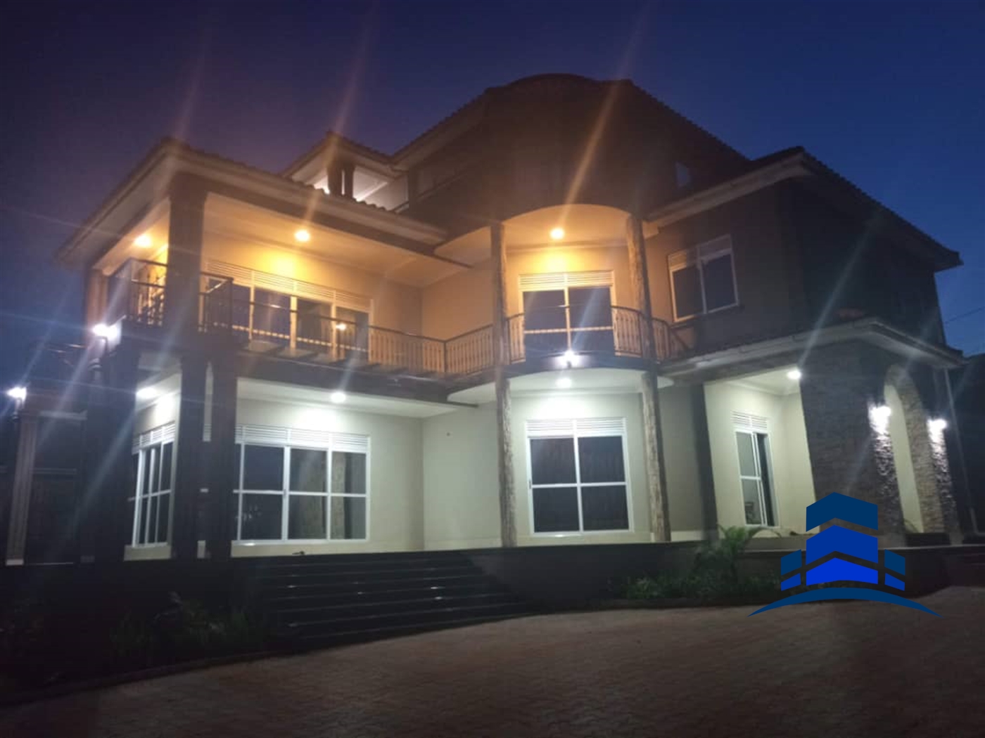 Mansion for sale in Kiwaatule Kampala