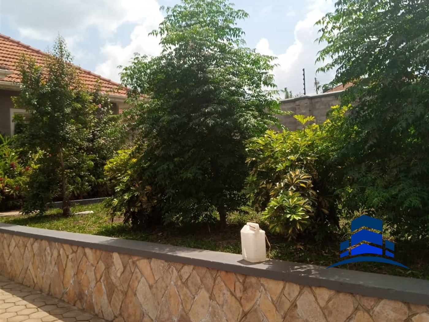 Bungalow for sale in Bwebajja Wakiso