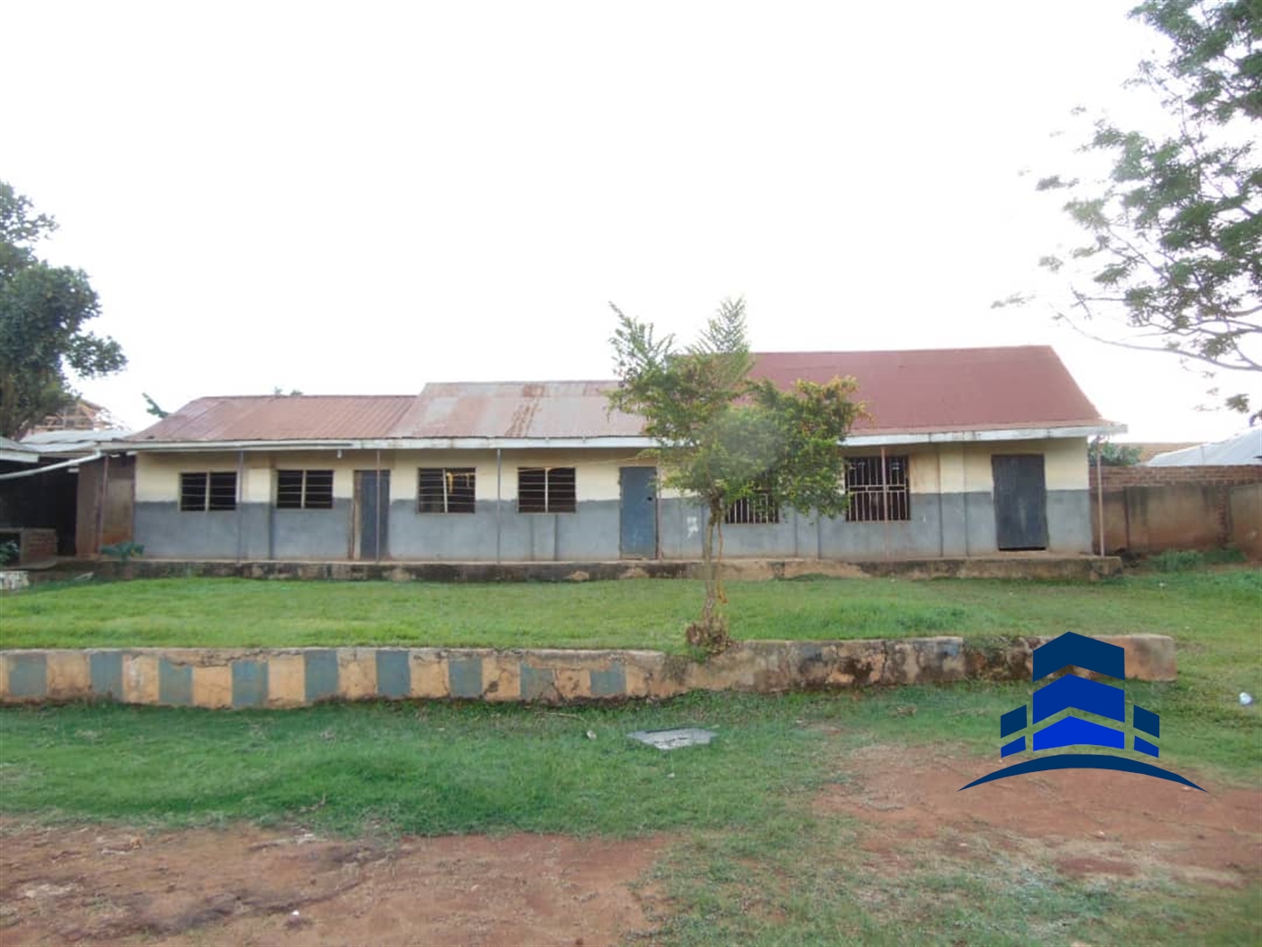 School for sale in Namavundu Wakiso