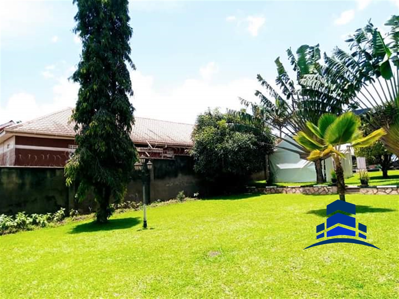 Mansion for sale in Central Mukono