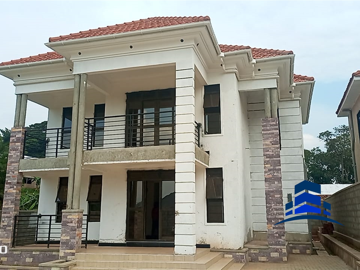 Villa for sale in Seguku Wakiso