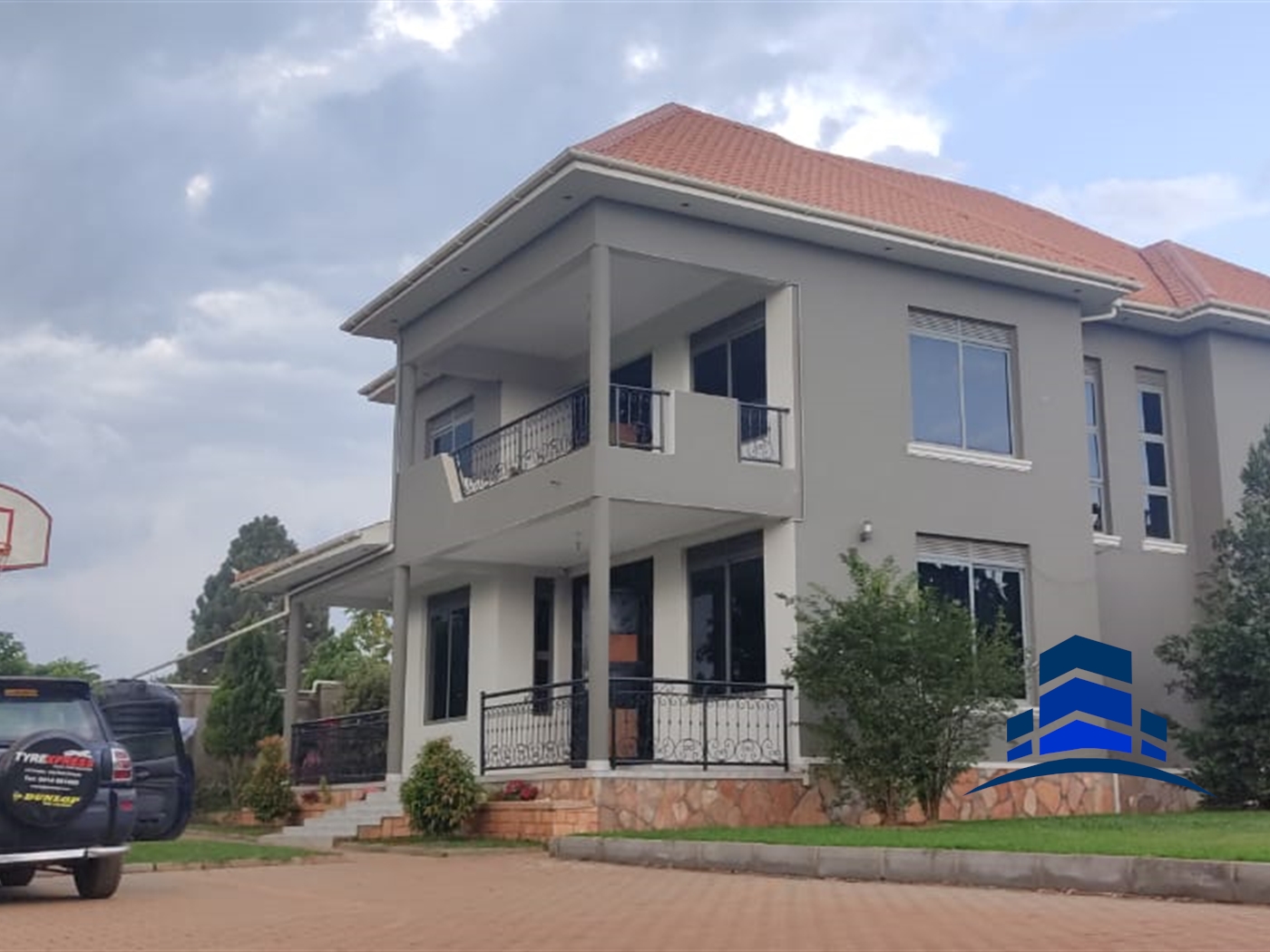 Villa for sale in Kira Wakiso