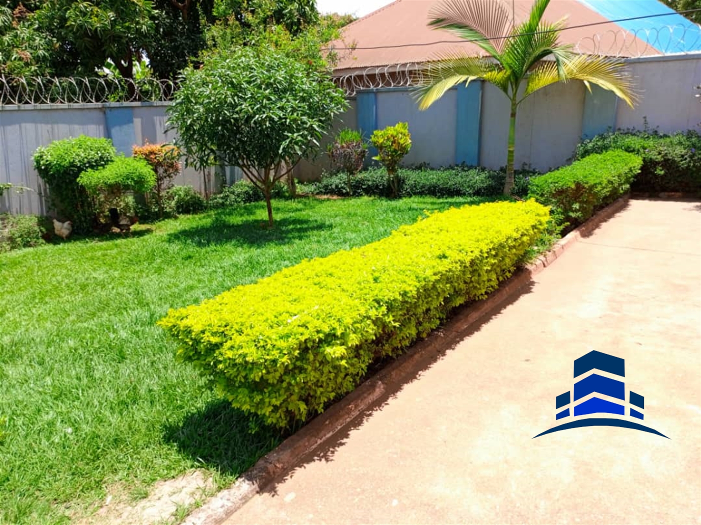 Bungalow for sale in Bwebajja Wakiso