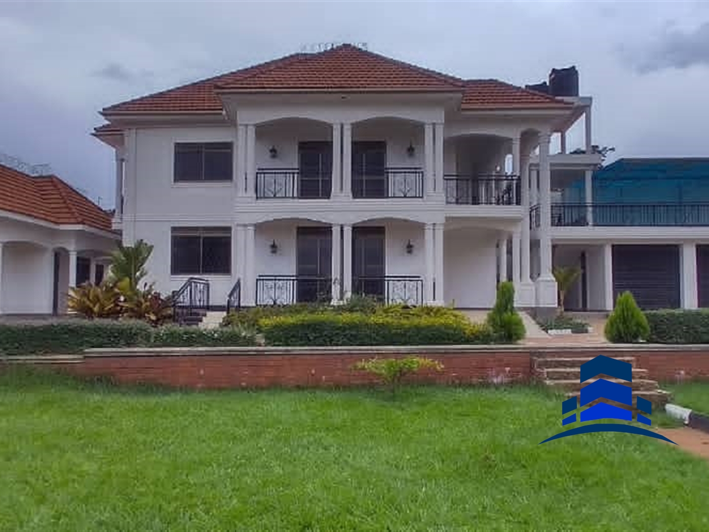 Villa for sale in Nabuti Mukono