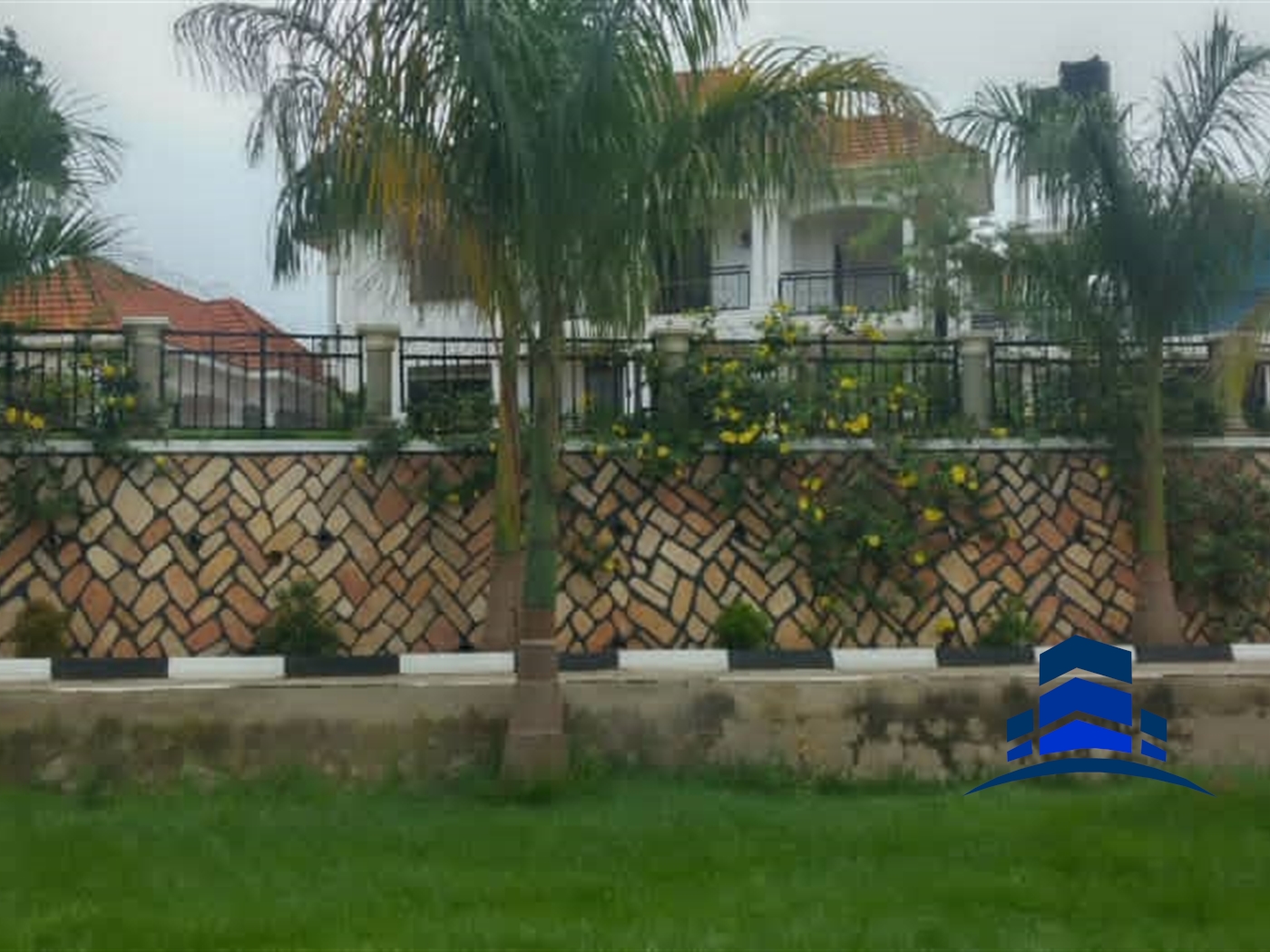 Villa for sale in Nabuti Mukono