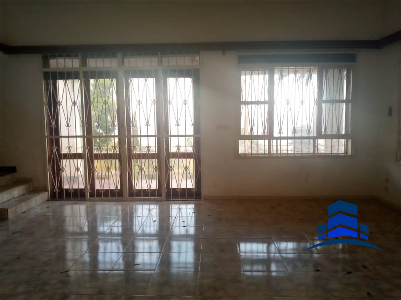 Villa for sale in Makindye Kampala