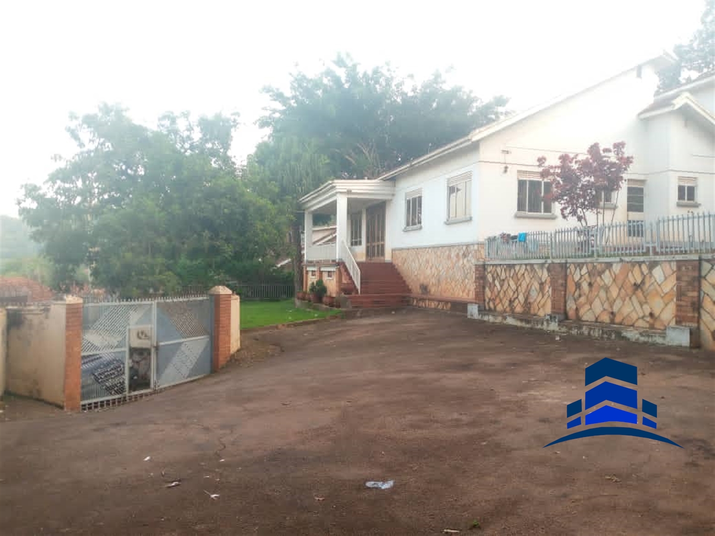 Villa for sale in Makindye Kampala