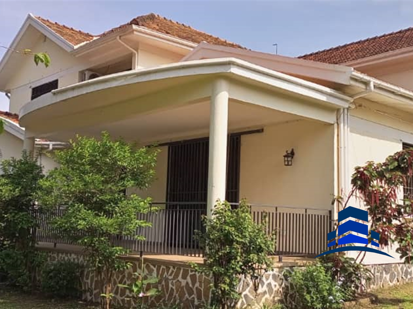 Villa for rent in Bugoloobi Kampala