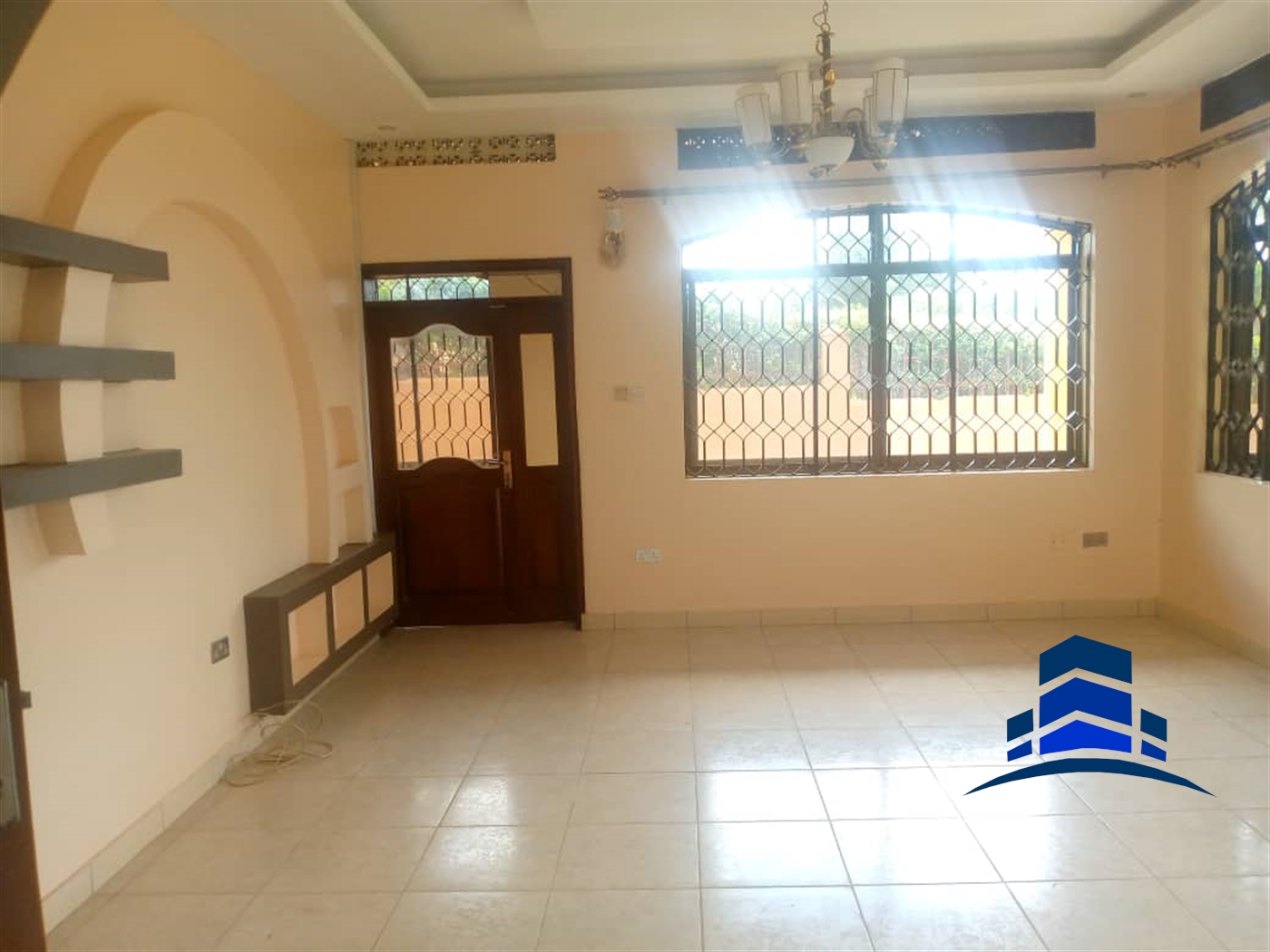 Villa for rent in Muyenga Kampala